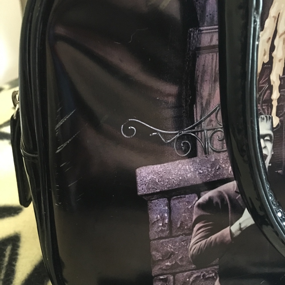 ❌SOLD❌🧟‍♂️🧛🏻‍♂️Munsters Purse🕸🕷 - Picture 6 of 8
